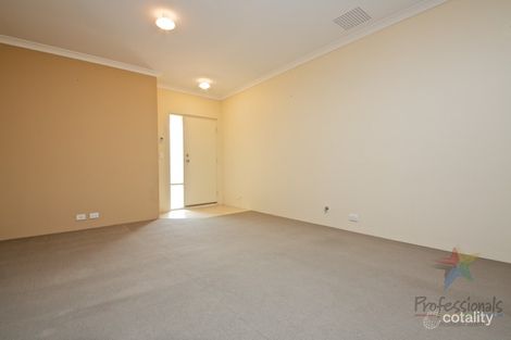 Property photo of 4/1533B Albany Highway Beckenham WA 6107