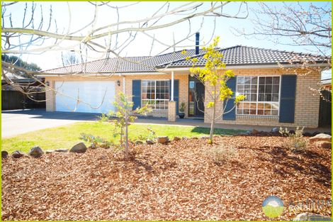 Property photo of 10 Day Circuit Bungendore NSW 2621