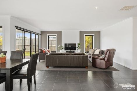 Property photo of 17 Viogner Place Waurn Ponds VIC 3216