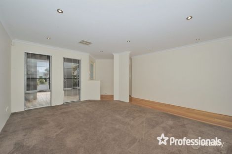 Property photo of 6 Ewens Pass Ellenbrook WA 6069