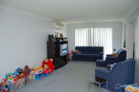 Property photo of 32 Charlton Place Regents Park QLD 4118
