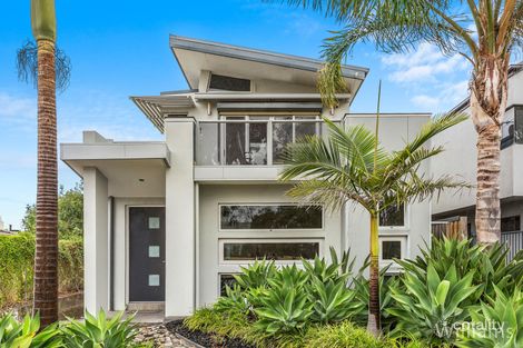 11 North Rd, Newport, VIC 3015