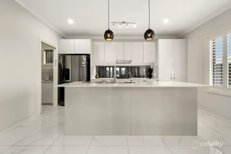 Property photo of 17 Armour Drive Cameron Park NSW 2285