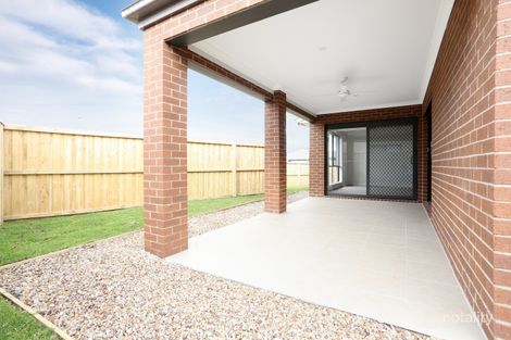 Property photo of 18 Cogar Drive Werribee VIC 3030