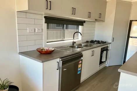 Property photo of 263 Scott Parade Brown Hill VIC 3350