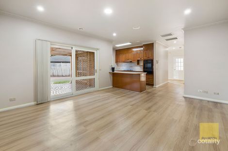 Property photo of 7 Rottnest Court Hoppers Crossing VIC 3029