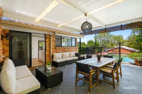 Property photo of 38 Beaconsfield Drive Burleigh Waters QLD 4220