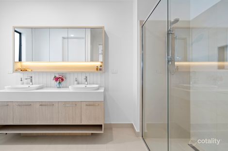 Property photo of 26 Norfolk Avenue Wantirna South VIC 3152