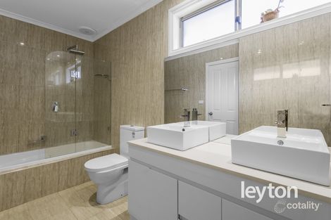 Property photo of 19 Haldane Street Keysborough VIC 3173