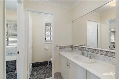 Property photo of 3 Gemma Court Capalaba QLD 4157