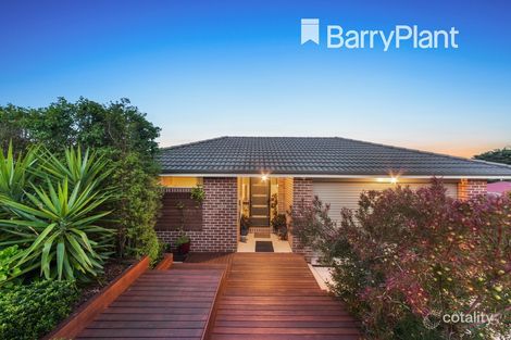 Property photo of 4 Aaron Court Drouin VIC 3818