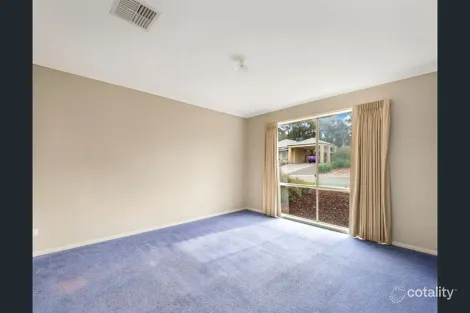 Property photo of 28 Daniel Drive Golden Square VIC 3555