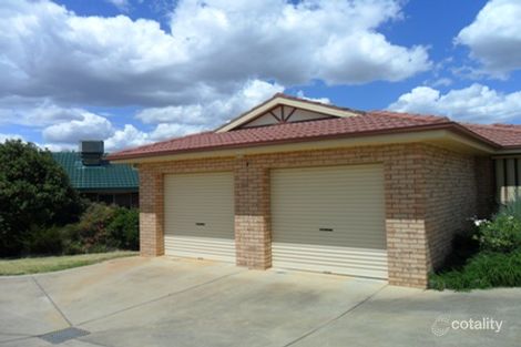 Property photo of 1/23 Kirrang Avenue Glenfield Park NSW 2650
