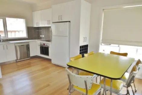 Property photo of 2 Carisbrook Crescent Lower Plenty VIC 3093