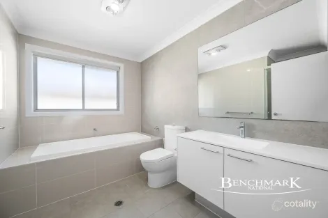 Property photo of 19 Cresswick Walk Moorebank NSW 2170
