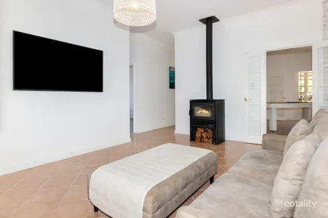 Property photo of 18 Glenvale Cross Dunsborough WA 6281