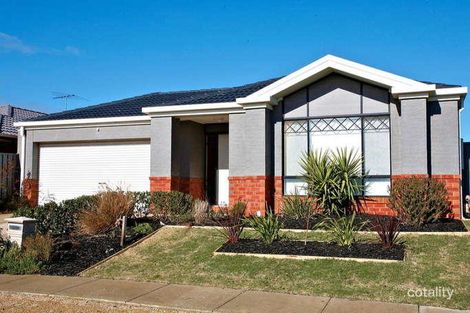 Property photo of 14 Darling Place Manor Lakes VIC 3024