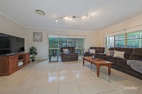 Property photo of 28 Giordano Place Belmont QLD 4153