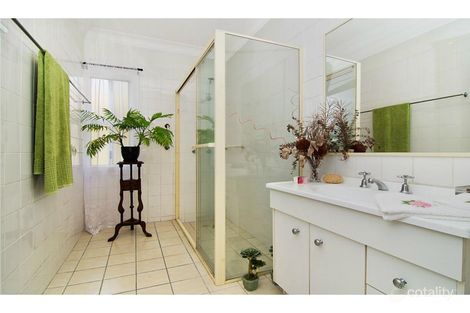 Property photo of 28 High Street Brighton QLD 4017