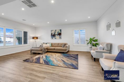 Property photo of 22 Waterford Avenue Craigieburn VIC 3064