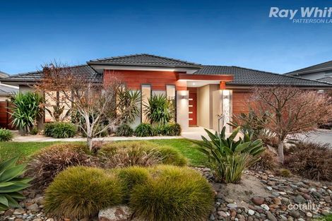 7 Portland Pl, Waterways, VIC 3195