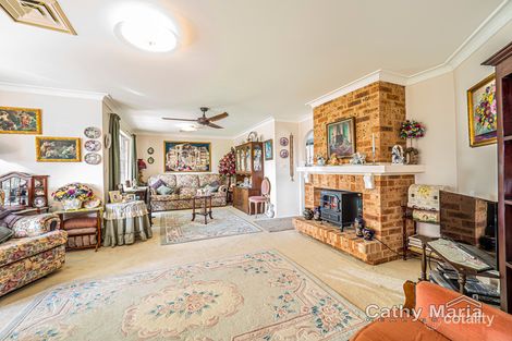 Property photo of 9 Kenneth Place Mannering Park NSW 2259