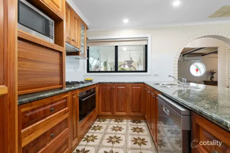 Property photo of 42 Cardwell Street Elmore VIC 3558