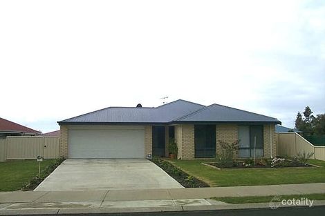 62 Dunsborough Lakes Dr, Dunsborough, WA 6281