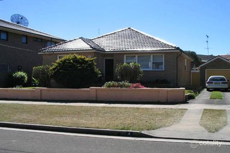 4 Brisbane St, Chifley, NSW 2036