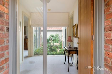 Property photo of 23 St Helens Road Hawthorn East VIC 3123