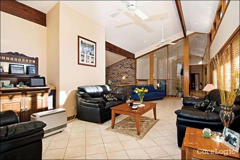 Property photo of 4 Kenneth Place Dural NSW 2158