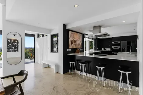 Property photo of 17 Grandview Terrace Tallai QLD 4213