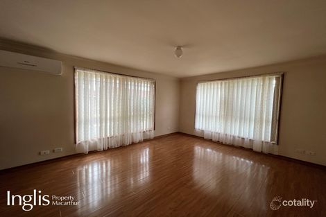 Property photo of 9 Tukidale Close Elderslie NSW 2570