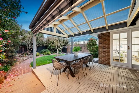Property photo of 15 Kingloch Parade Wantirna VIC 3152