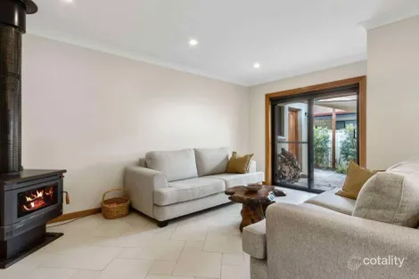 Property photo of 2 Bindarrah Lane Clare SA 5453