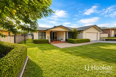 90 Froude St, Inverell, NSW 2360