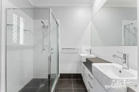 Property photo of 7 Treeline Circuit Yarrabilba QLD 4207