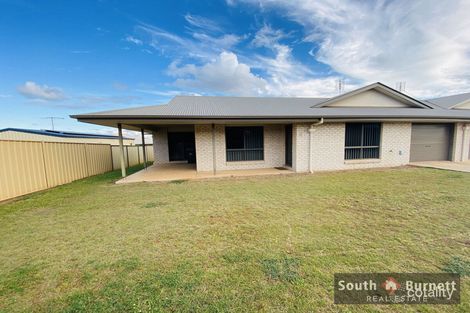 2/4 David Pl, Kingaroy, QLD 4610
