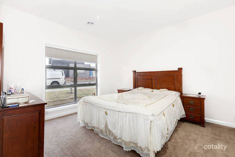 Property photo of 2 Perugia Avenue Greenvale VIC 3059