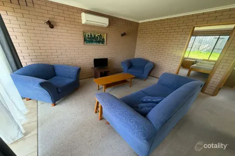 Property photo of 2/32A Bruce Street Mallacoota VIC 3892