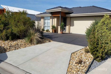 5 Shoalhaven Rd, Cowes, VIC 3922