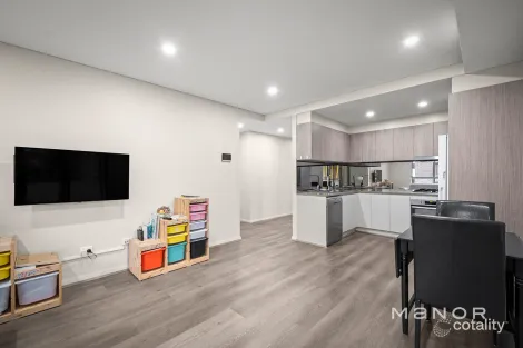 Property photo of 16/11-13 Octavia Street Toongabbie NSW 2146