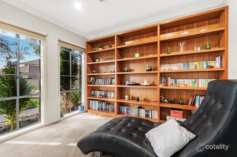 Property photo of 3 Sinclair Green Derrimut VIC 3026