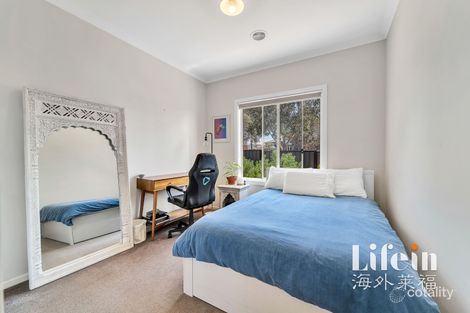 Property photo of 49 Escapade Boulevard Craigieburn VIC 3064