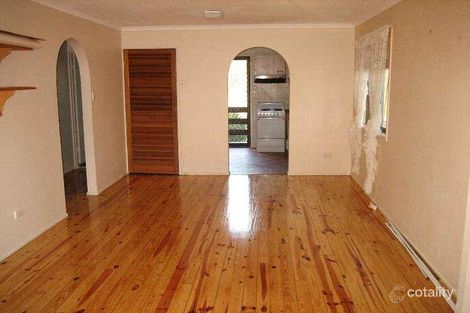 Property photo of 20 Vale Street Bundamba QLD 4304