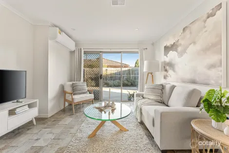Property photo of 111 Lyrebird Drive Carrum Downs VIC 3201