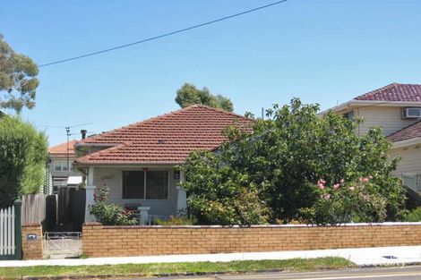 275 Douglas Pde, Newport, VIC 3015