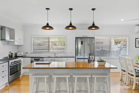 Property photo of 4 Bligh Close Clifton Beach QLD 4879