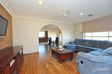 Property photo of 3 Shawlands Drive Tullamarine VIC 3043