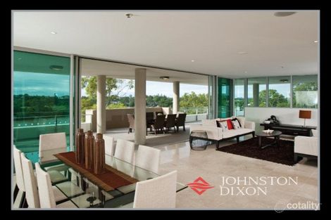 3213/211 King Arthur Tce, Tennyson, QLD 4105